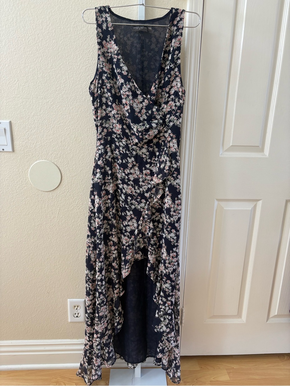 Dress Forum Los Angeles Floral Ruffle High Low Dress - Size S